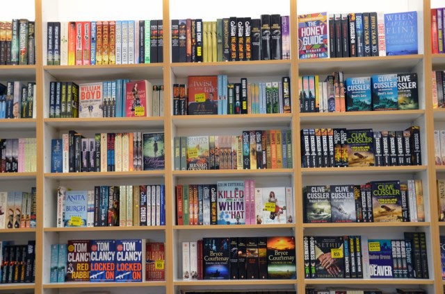 Bargain Books 3 Bargain Books - Cradlestone Mall